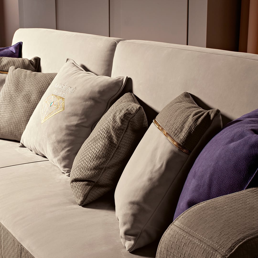 contract-mobilpiu-luxury-immagine2