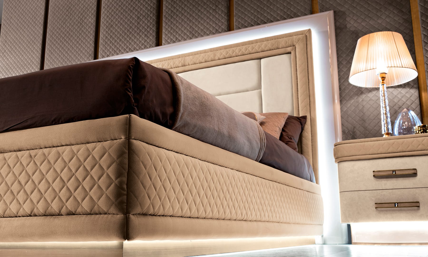 contract-mobilpiu-luxury-immagine5